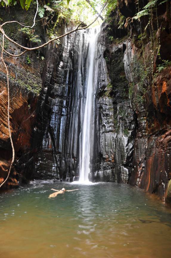 Curtindo a Cachoeira do Capelão, na Chapada das Mesas, região de Carolina - MA